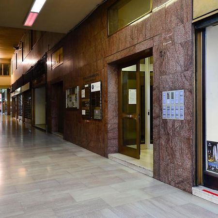 Ur-Nest Galleria Del Toro Bologna Eksteriør bilde